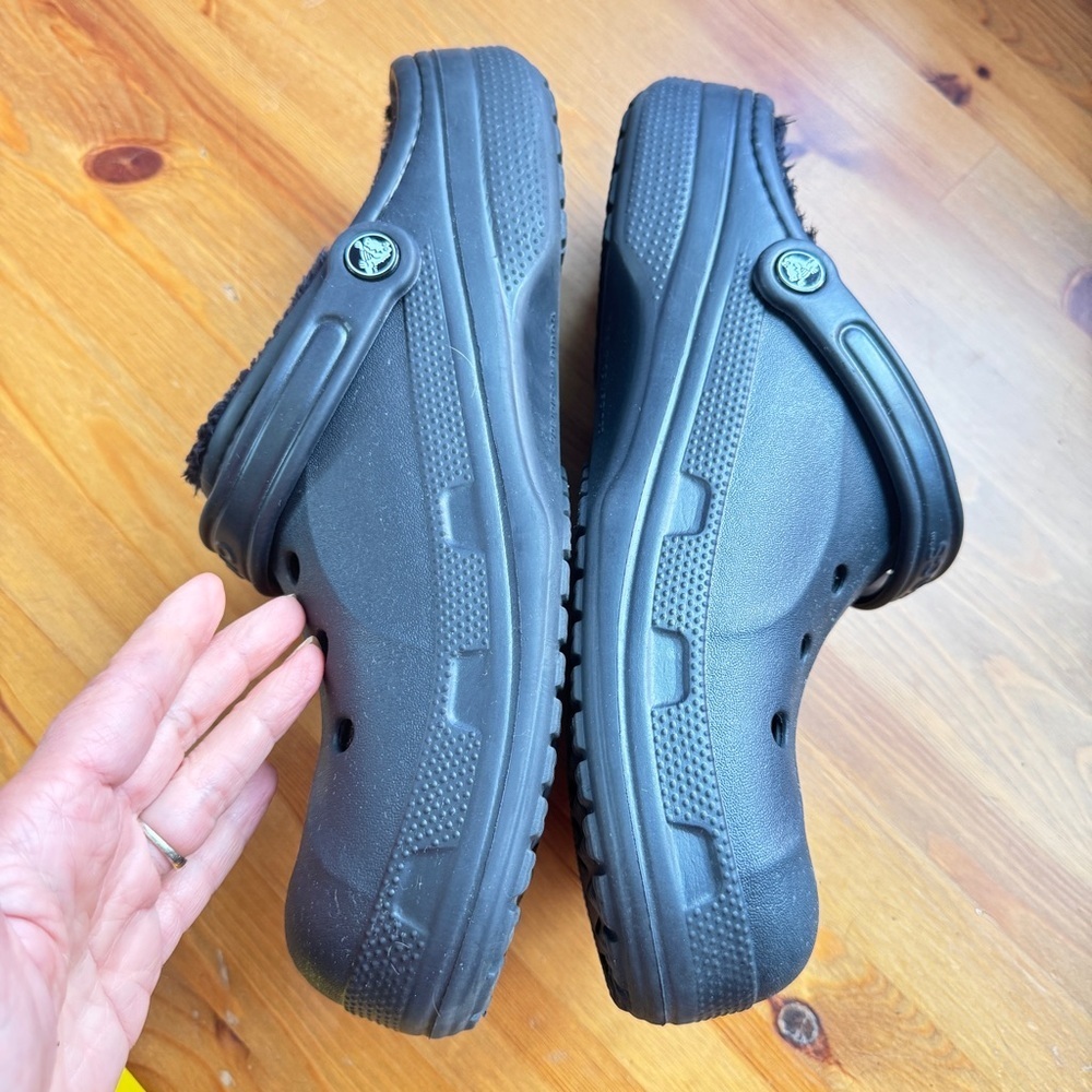 Crocs black men’s size12 - Picture 2 of 7